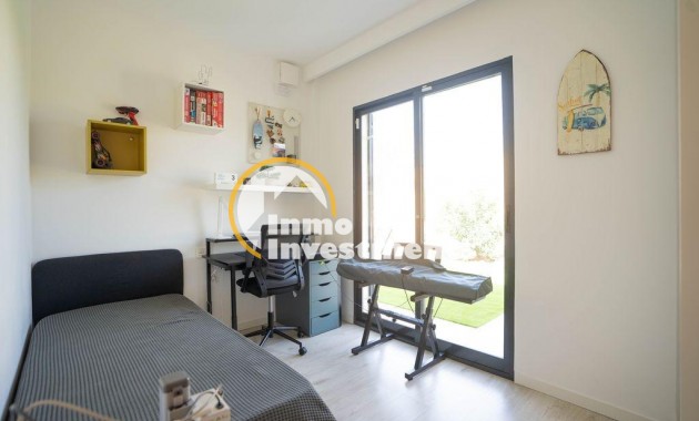 Reventa - Chalet independiente - Orihuela Costa - La Zenia