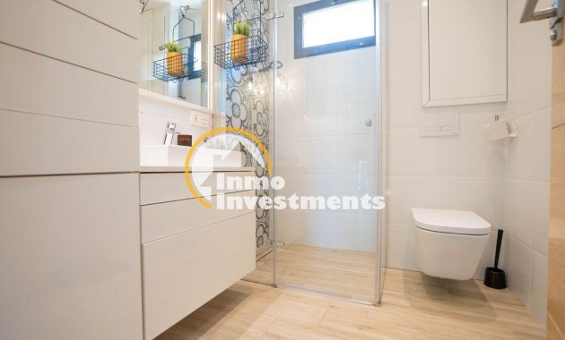 Reventa - Chalet independiente - Orihuela Costa - La Zenia