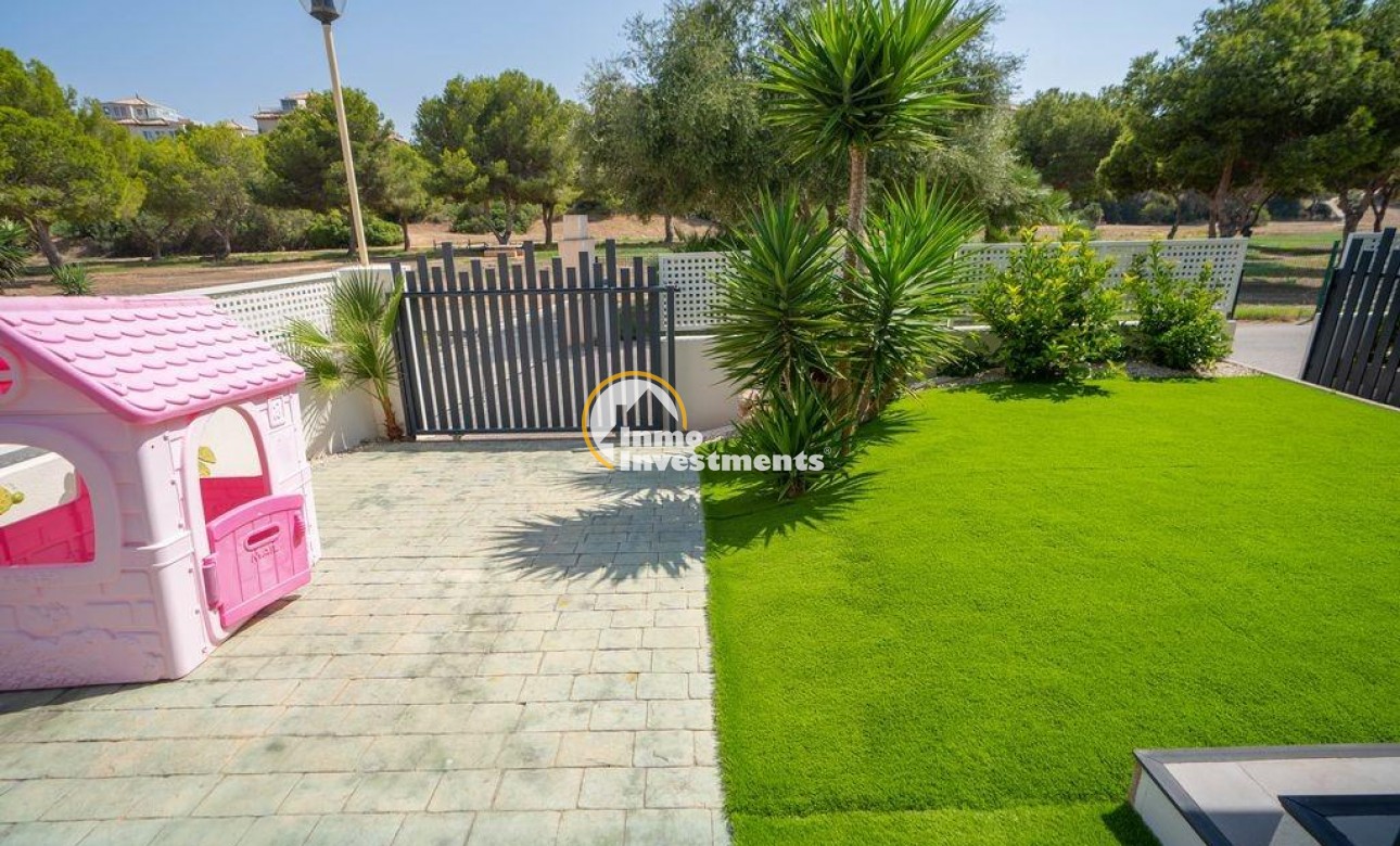 Reventa - Chalet independiente - Orihuela Costa - La Zenia