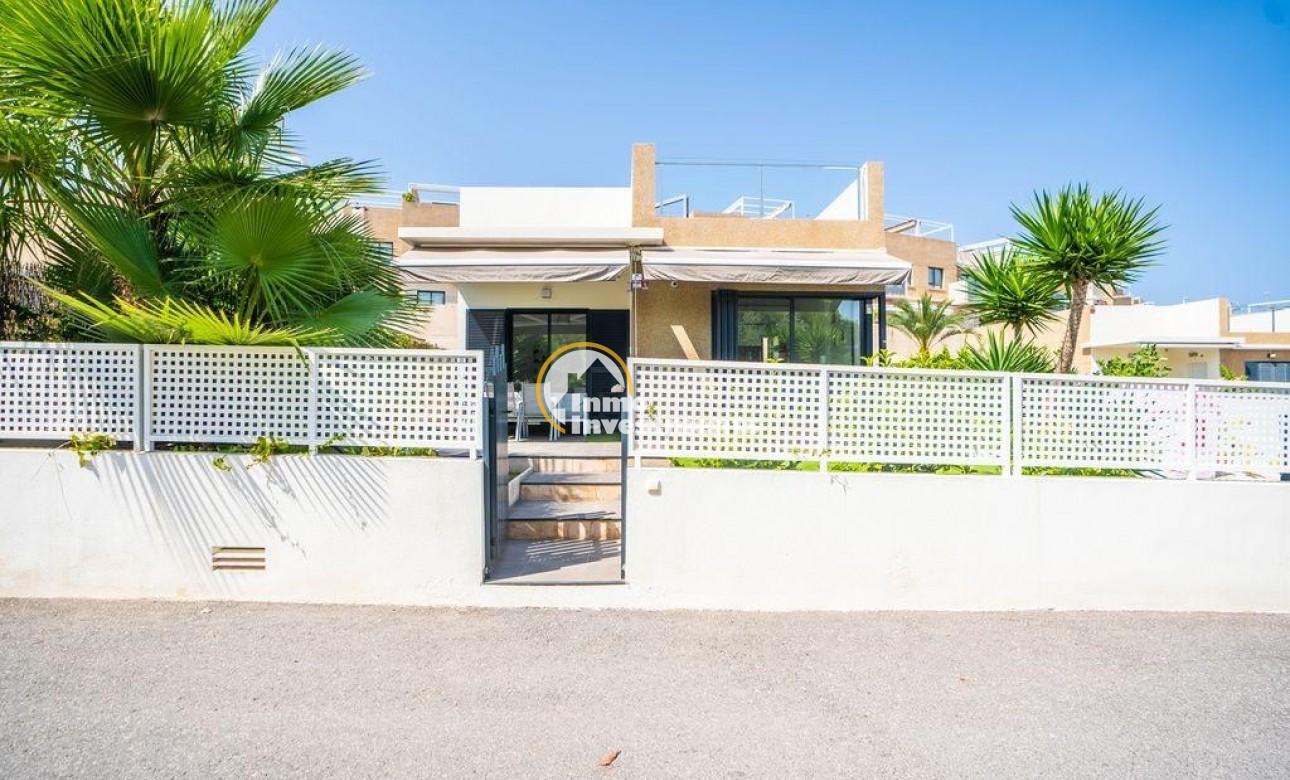 Reventa - Chalet independiente - Orihuela Costa - La Zenia