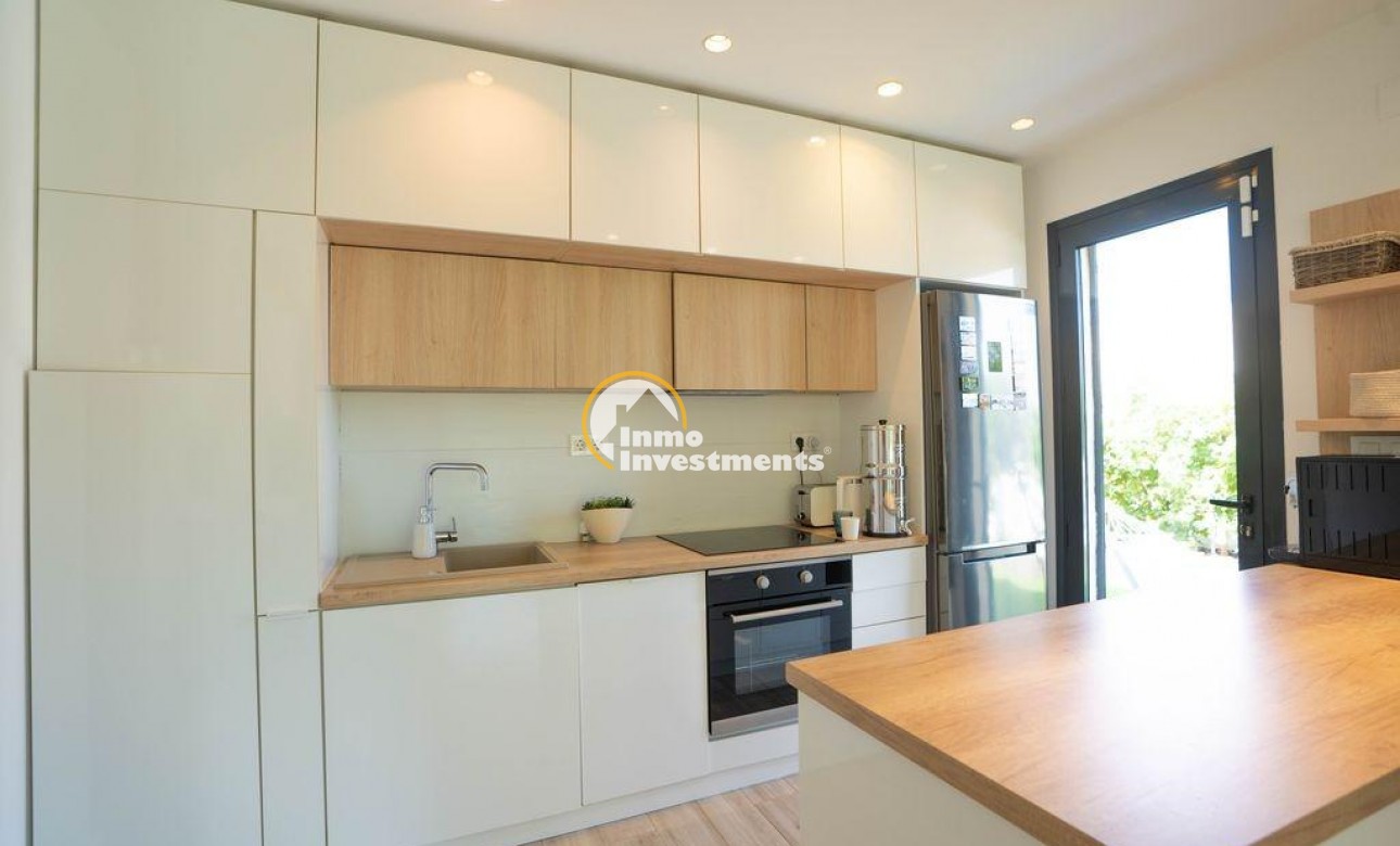 Reventa - Chalet independiente - Orihuela Costa - La Zenia