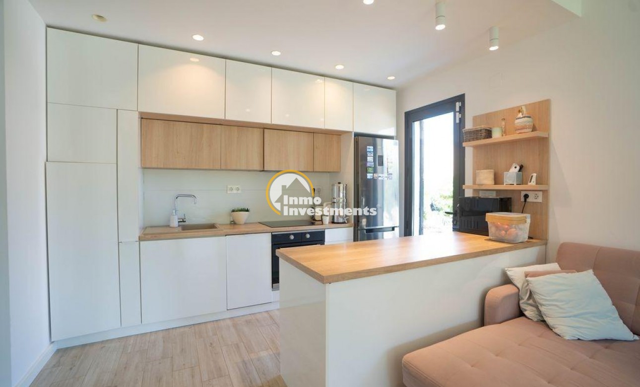 Reventa - Chalet independiente - Orihuela Costa - La Zenia