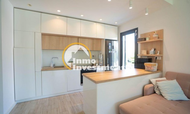 Reventa - Chalet independiente - Orihuela Costa - La Zenia