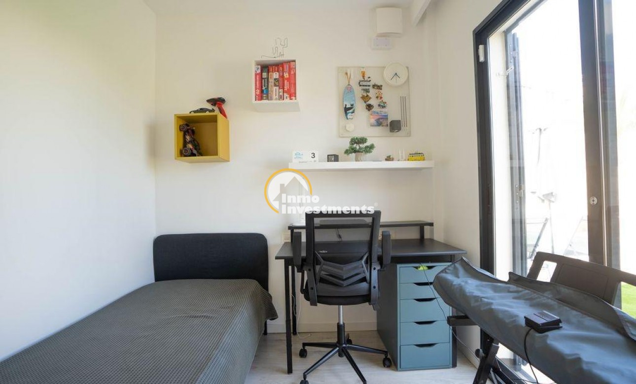 Reventa - Chalet independiente - Orihuela Costa - La Zenia