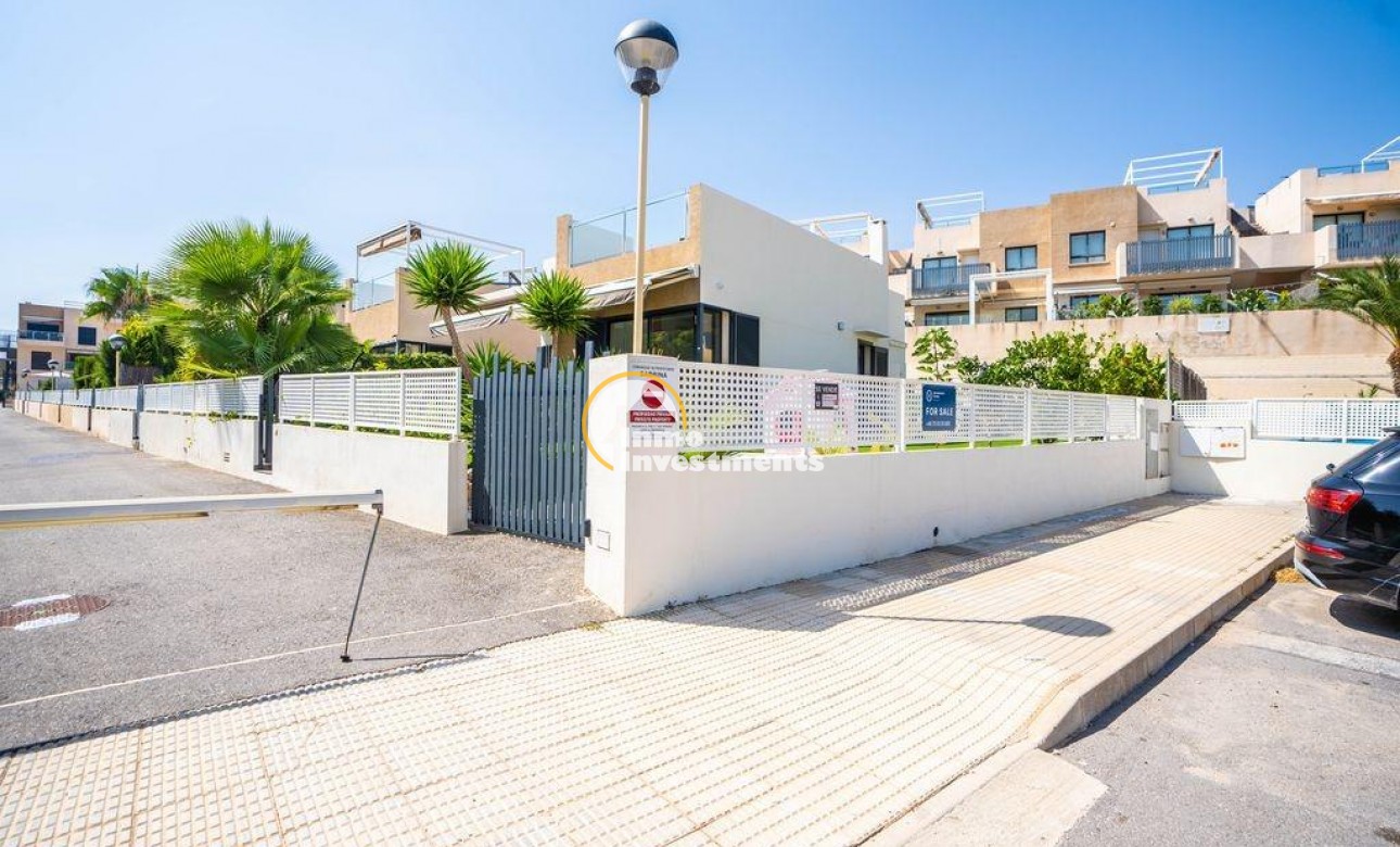Reventa - Chalet independiente - Orihuela Costa - La Zenia