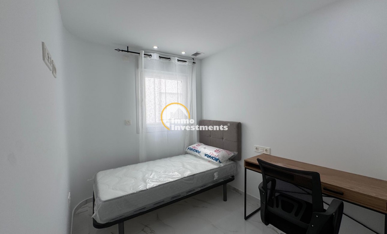 Resale - Apartment - Torrevieja