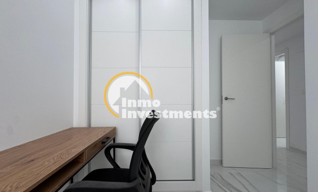 Resale - Apartment - Torrevieja