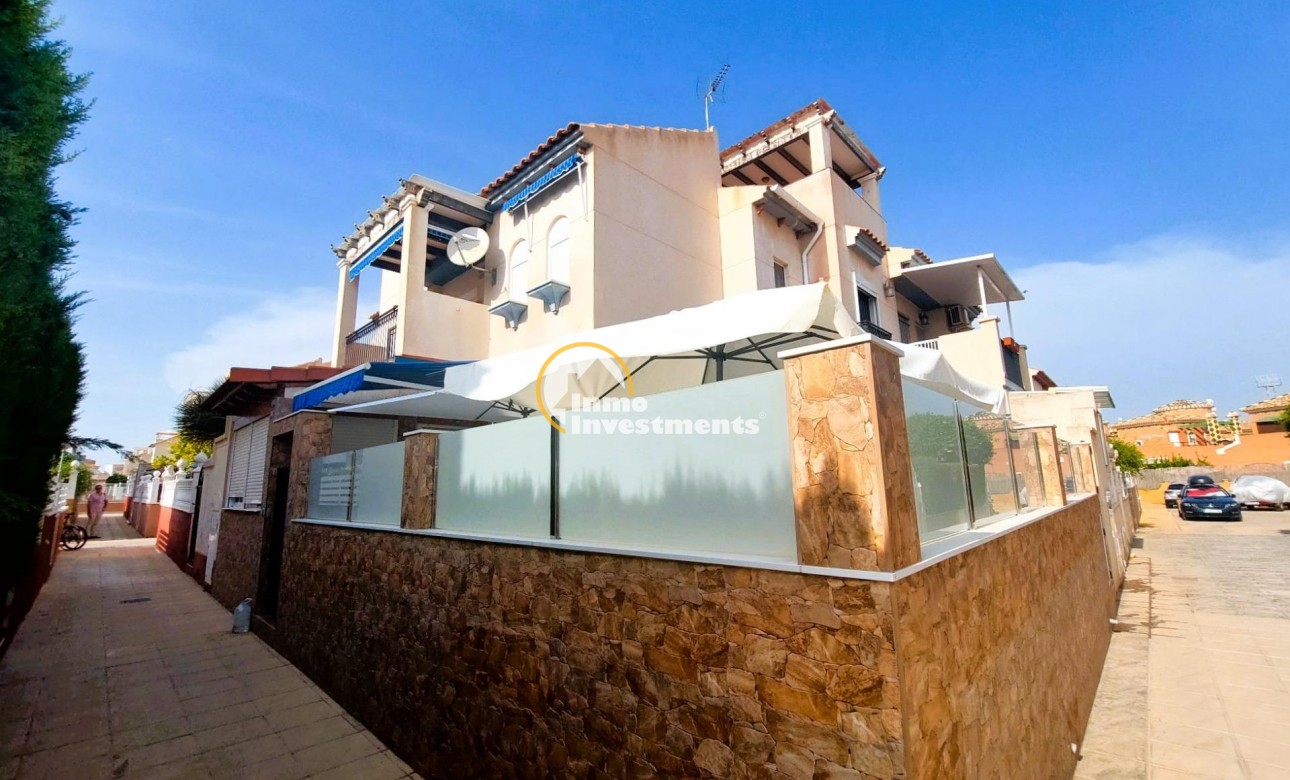 Resale - Bungalow - Orihuela Costa - Playa Flamenca