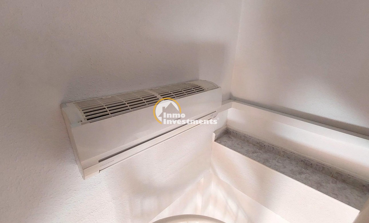 Resale - Bungalow - Orihuela Costa - Playa Flamenca