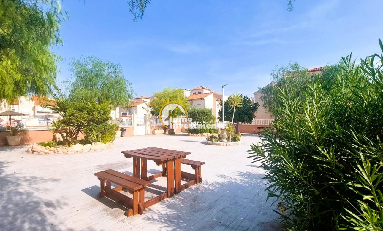 Resale - Bungalow - Orihuela Costa - Playa Flamenca
