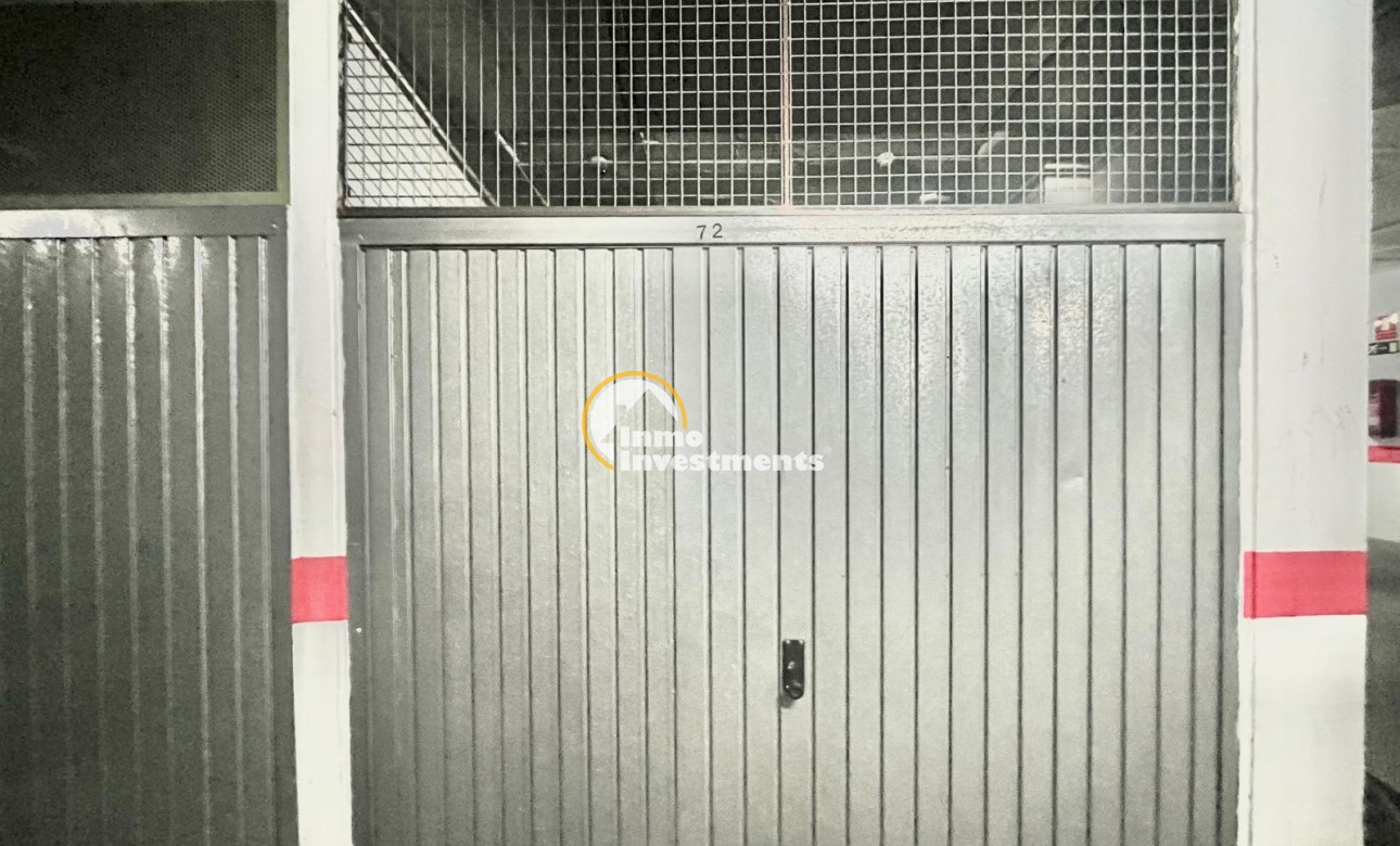 Reventa - Garaje - Torrevieja - Centro