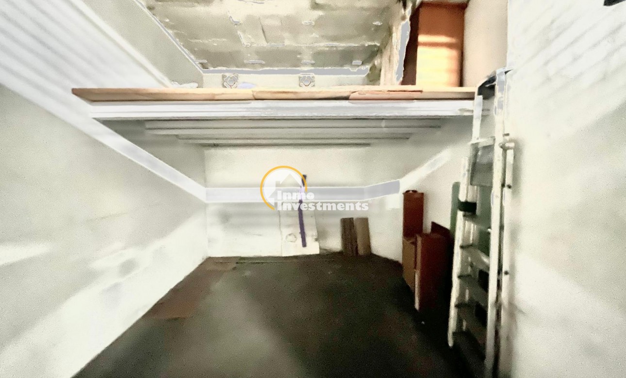 Reventa - Garaje - Torrevieja - Centro