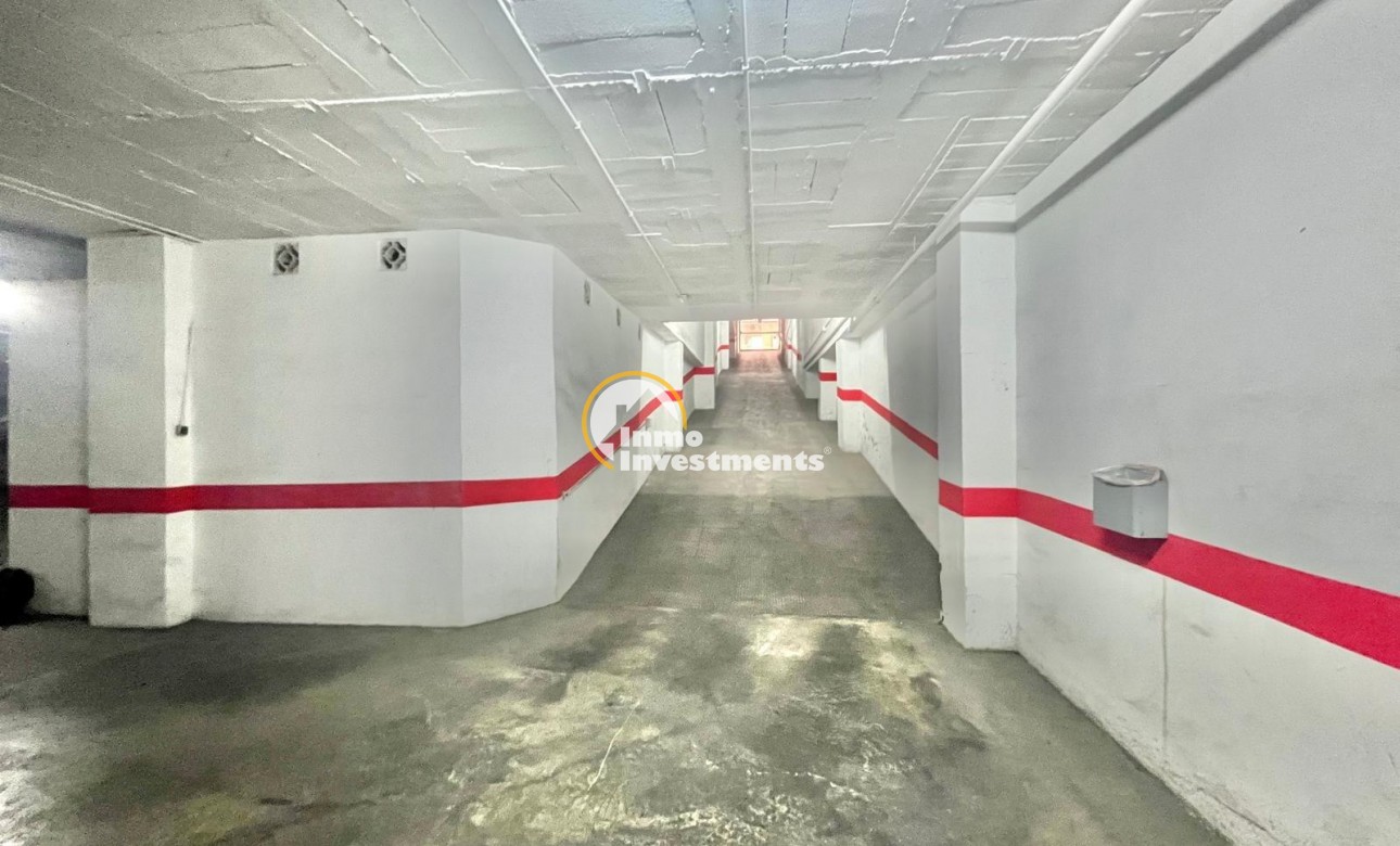 Reventa - Garaje - Torrevieja - Centro