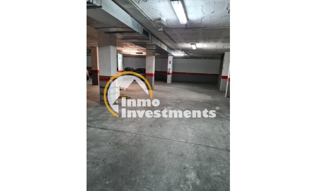 Resale - Garage - Torrevieja - Playa del Cura