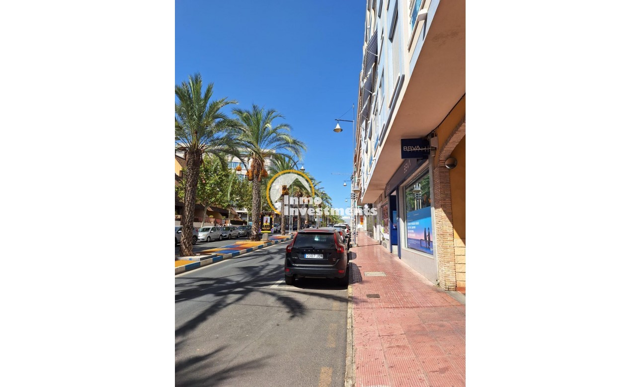 Resale - Garage - Torrevieja - Playa del Cura