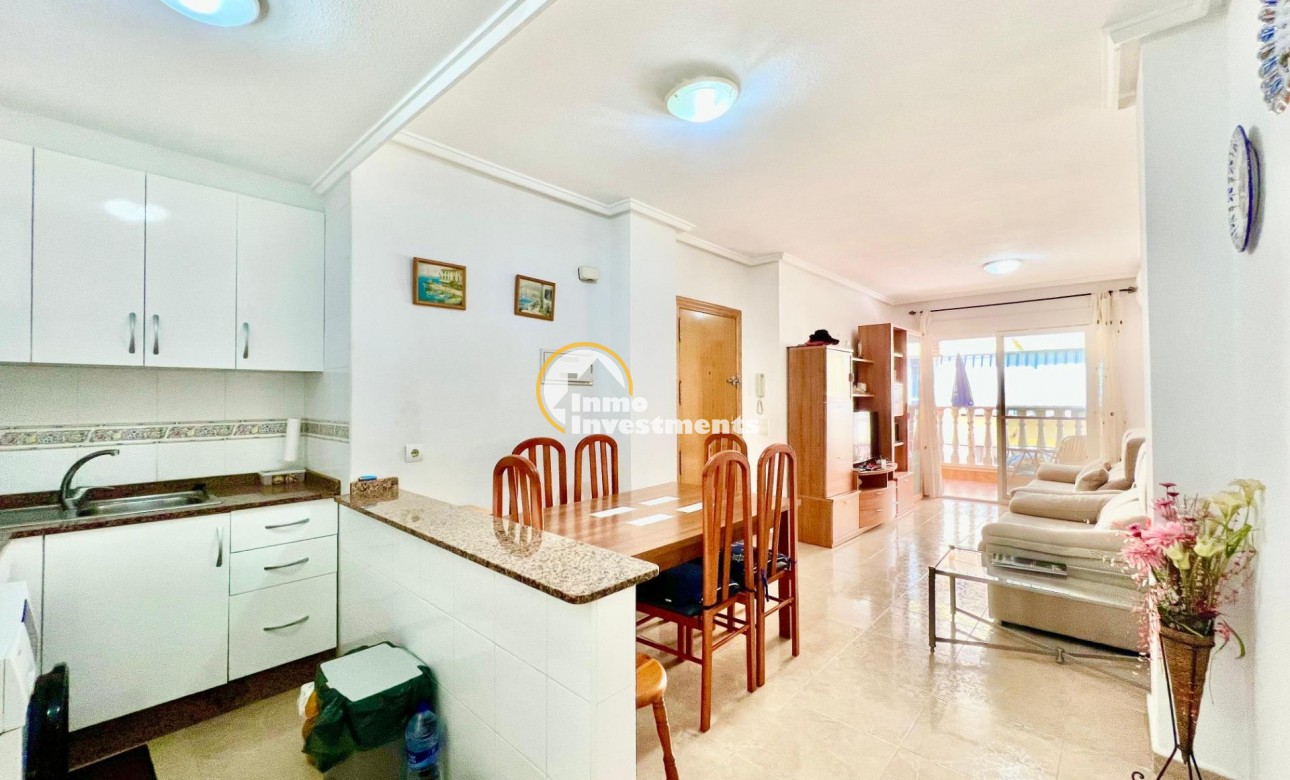 Resale - Apartment - Torrevieja - Habaneras