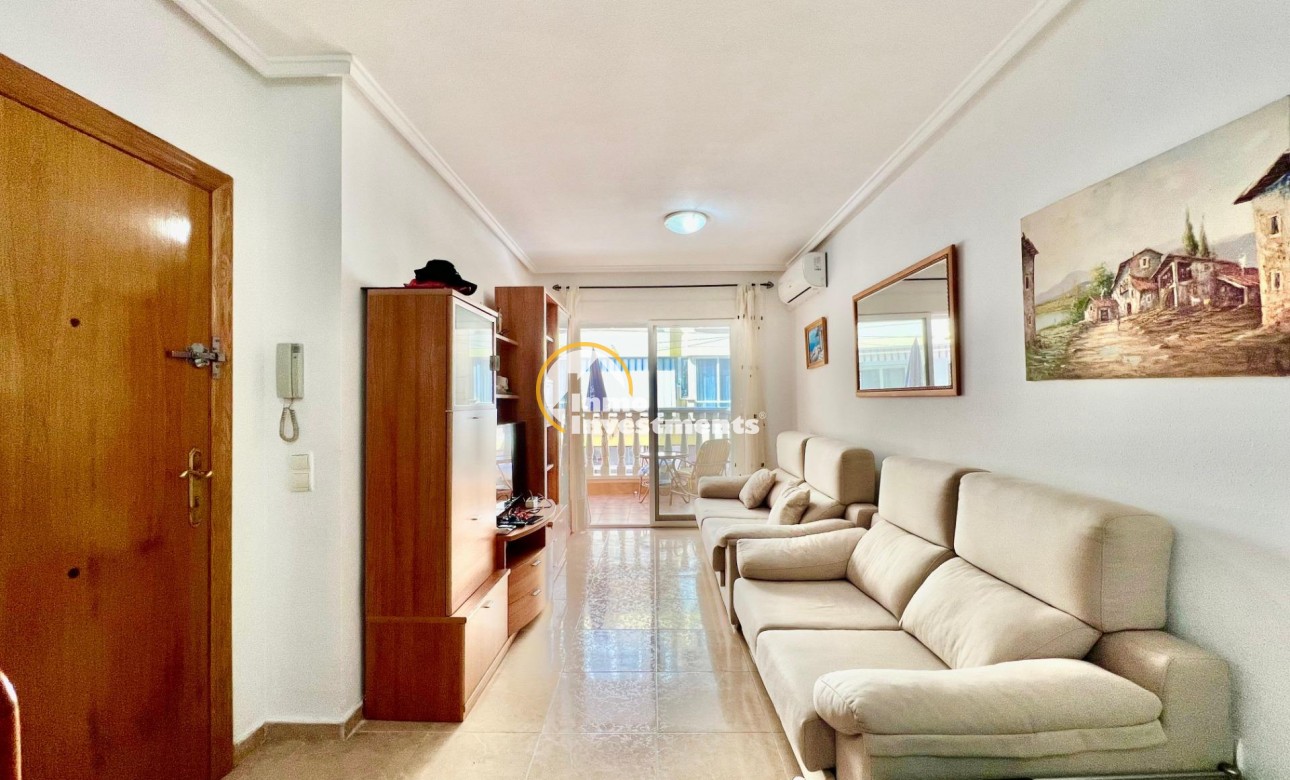 Resale - Apartment - Torrevieja - Habaneras