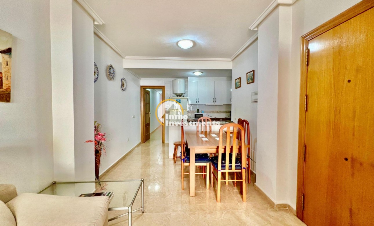 Resale - Apartment - Torrevieja - Habaneras