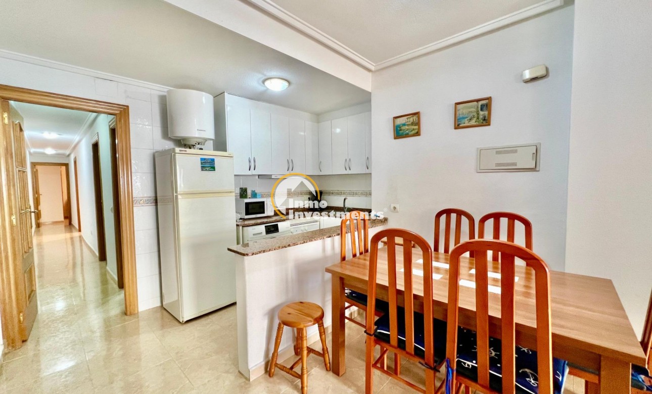 Resale - Apartment - Torrevieja - Habaneras
