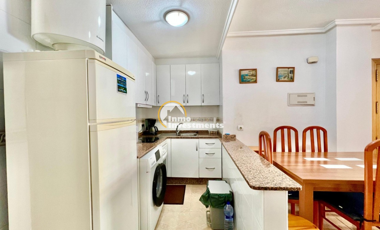 Resale - Apartment - Torrevieja - Habaneras