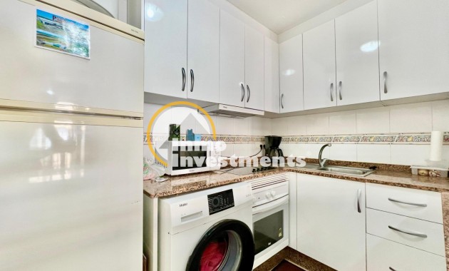 Resale - Apartment - Torrevieja - Habaneras