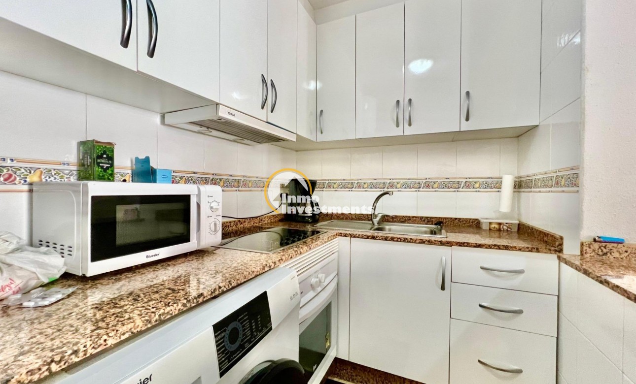 Resale - Apartment - Torrevieja - Habaneras