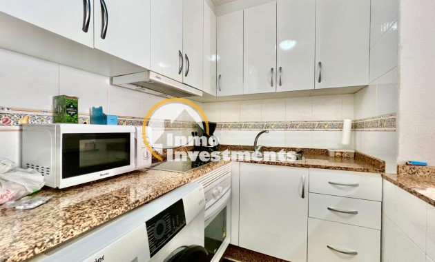 Resale - Apartment - Torrevieja - Habaneras