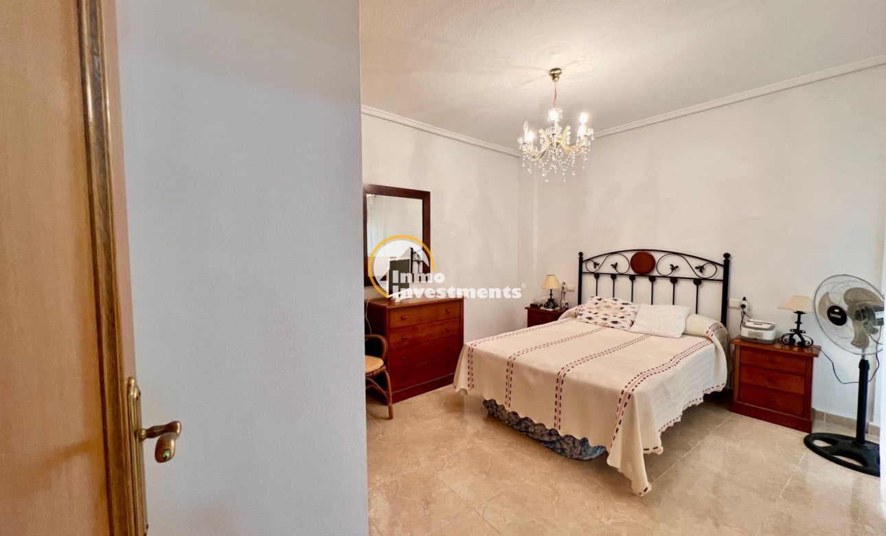 Resale - Apartment - Torrevieja - Habaneras