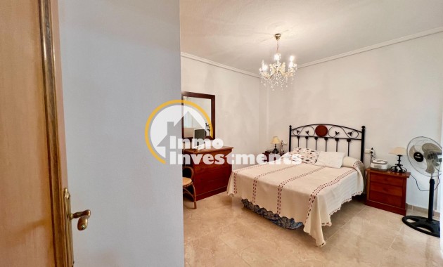 Resale - Apartment - Torrevieja - Habaneras