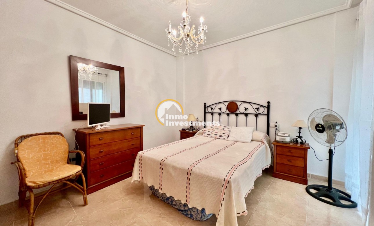 Resale - Apartment - Torrevieja - Habaneras