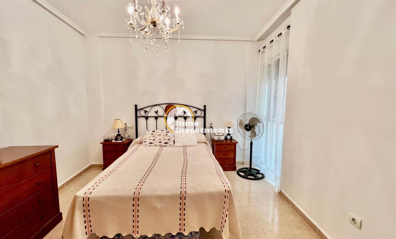 Resale - Apartment - Torrevieja - Habaneras