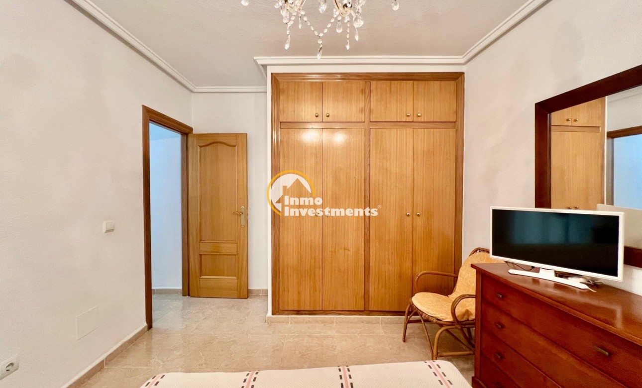 Resale - Apartment - Torrevieja - Habaneras