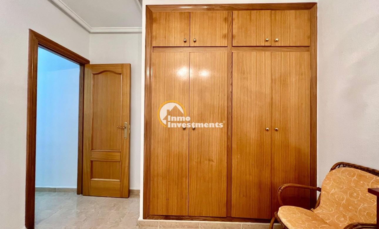 Resale - Apartment - Torrevieja - Habaneras