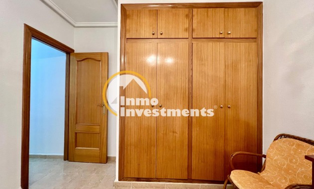 Resale - Apartment - Torrevieja - Habaneras