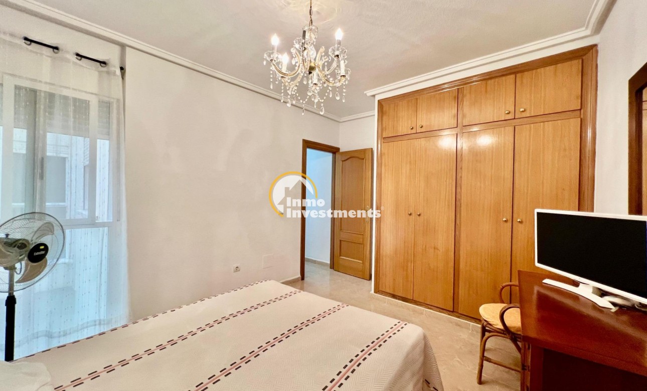 Resale - Apartment - Torrevieja - Habaneras