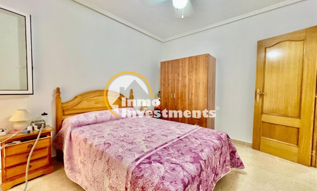 Resale - Apartment - Torrevieja - Habaneras