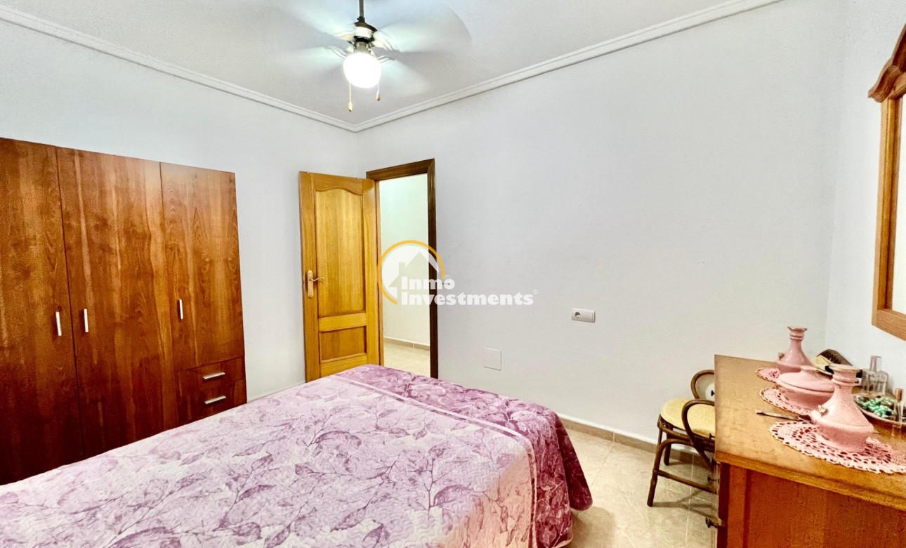 Resale - Apartment - Torrevieja - Habaneras