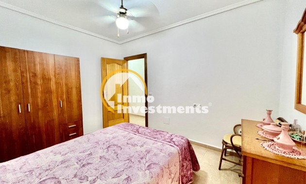 Resale - Apartment - Torrevieja - Habaneras