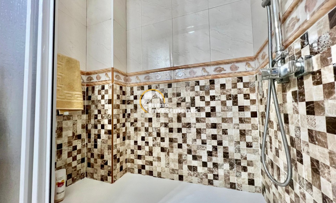 Resale - Apartment - Torrevieja - Habaneras