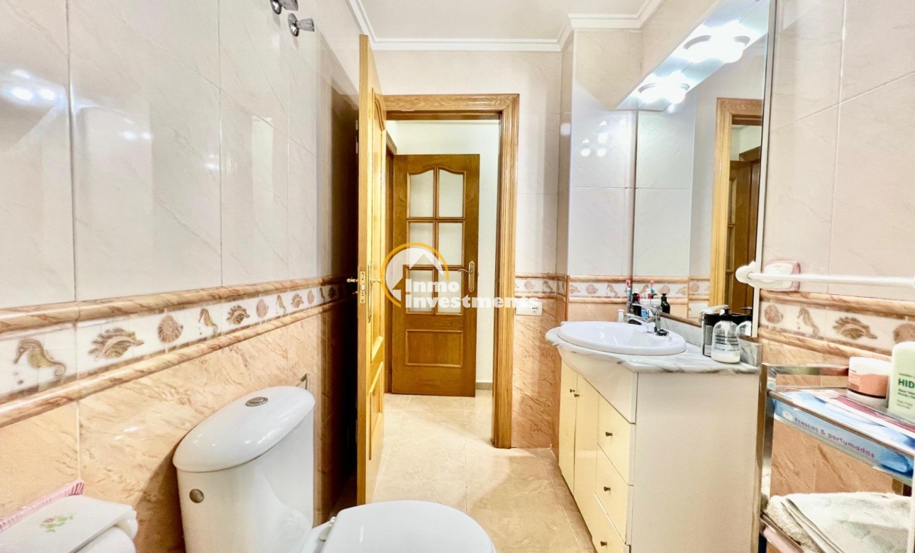 Resale - Apartment - Torrevieja - Habaneras