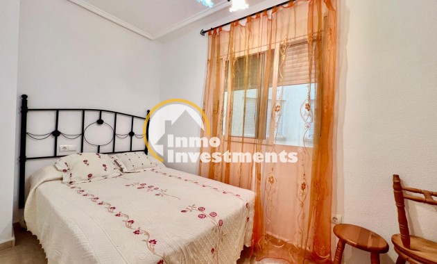 Resale - Apartment - Torrevieja - Habaneras