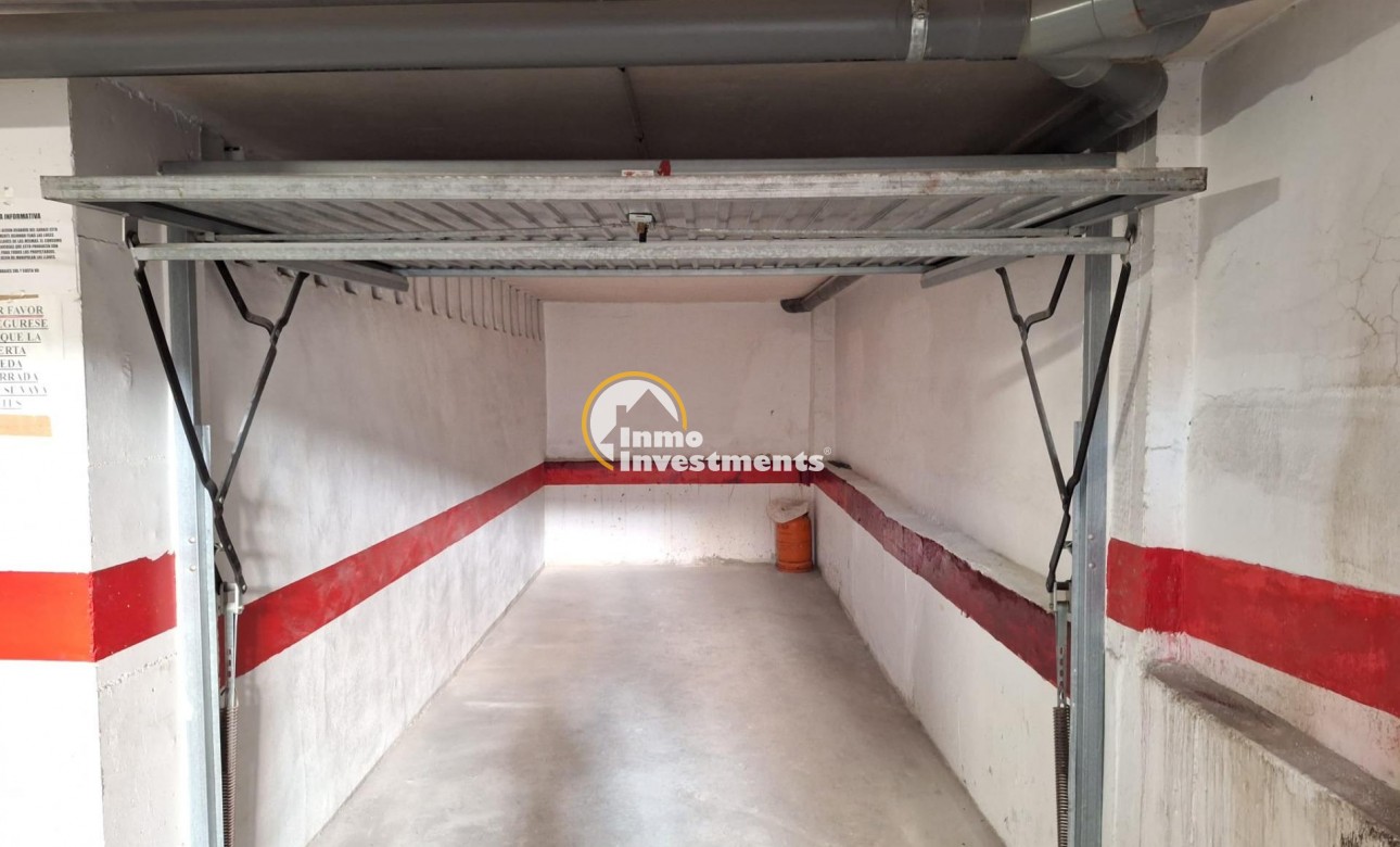 Reventa - Garaje - Torrevieja - Centro