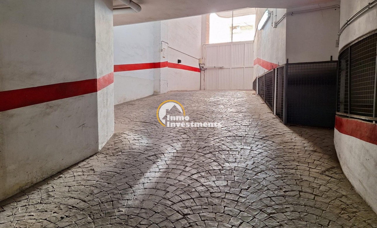 Reventa - Garaje - Torrevieja - Centro