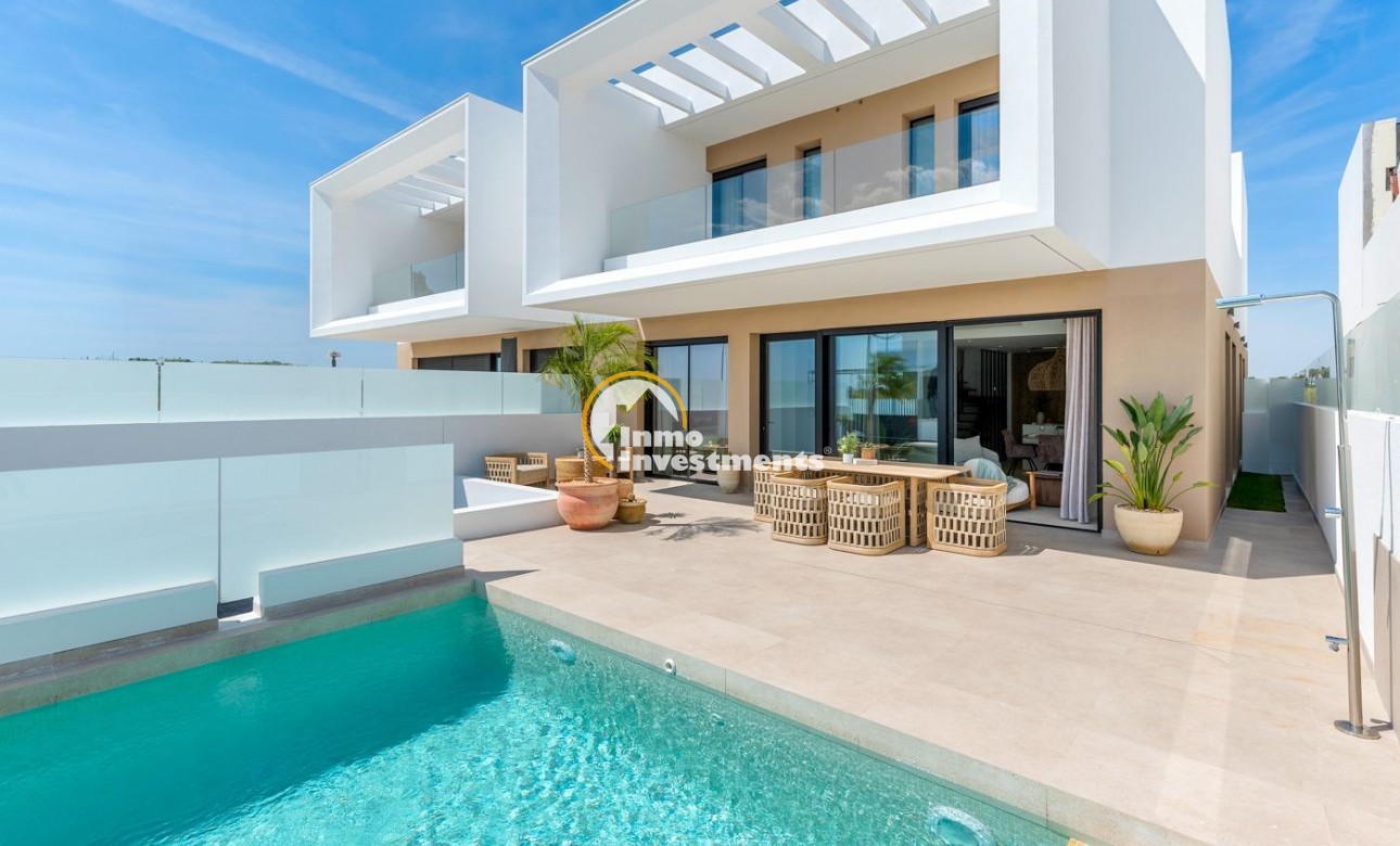 Obra nueva - Chalet independiente - Dolores - CENTRO