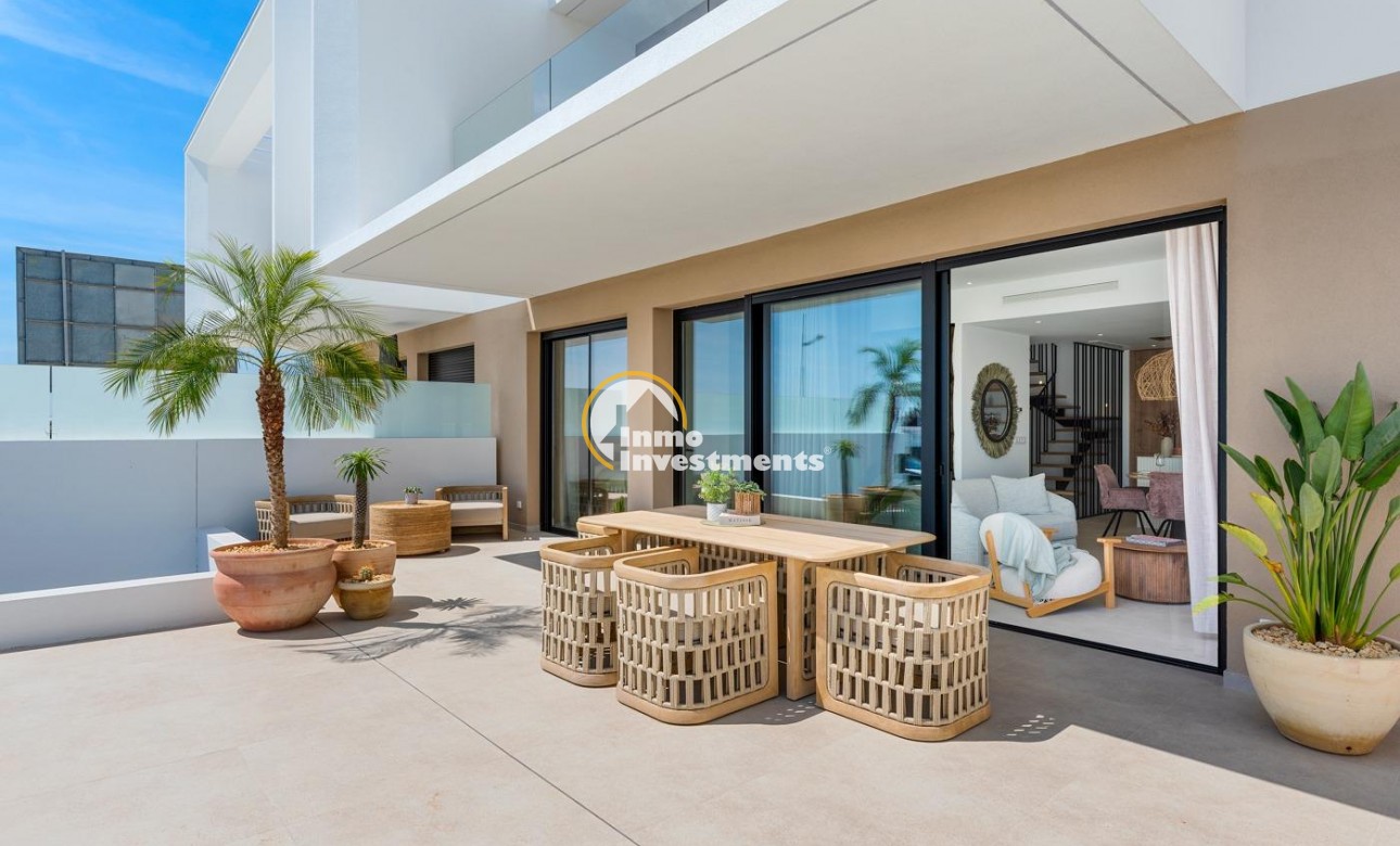 Obra nueva - Chalet independiente - Dolores - CENTRO