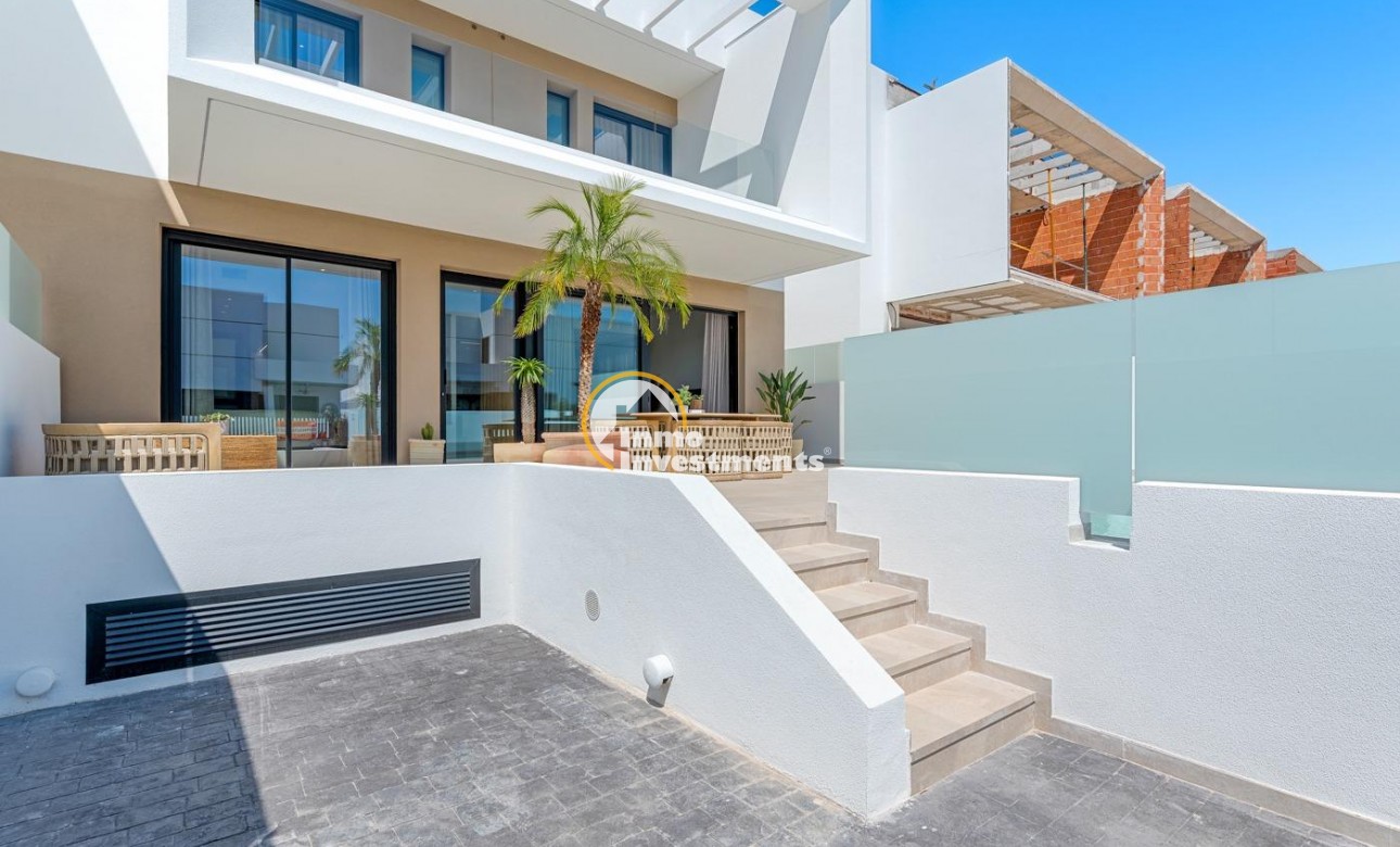 Obra nueva - Chalet independiente - Dolores - CENTRO