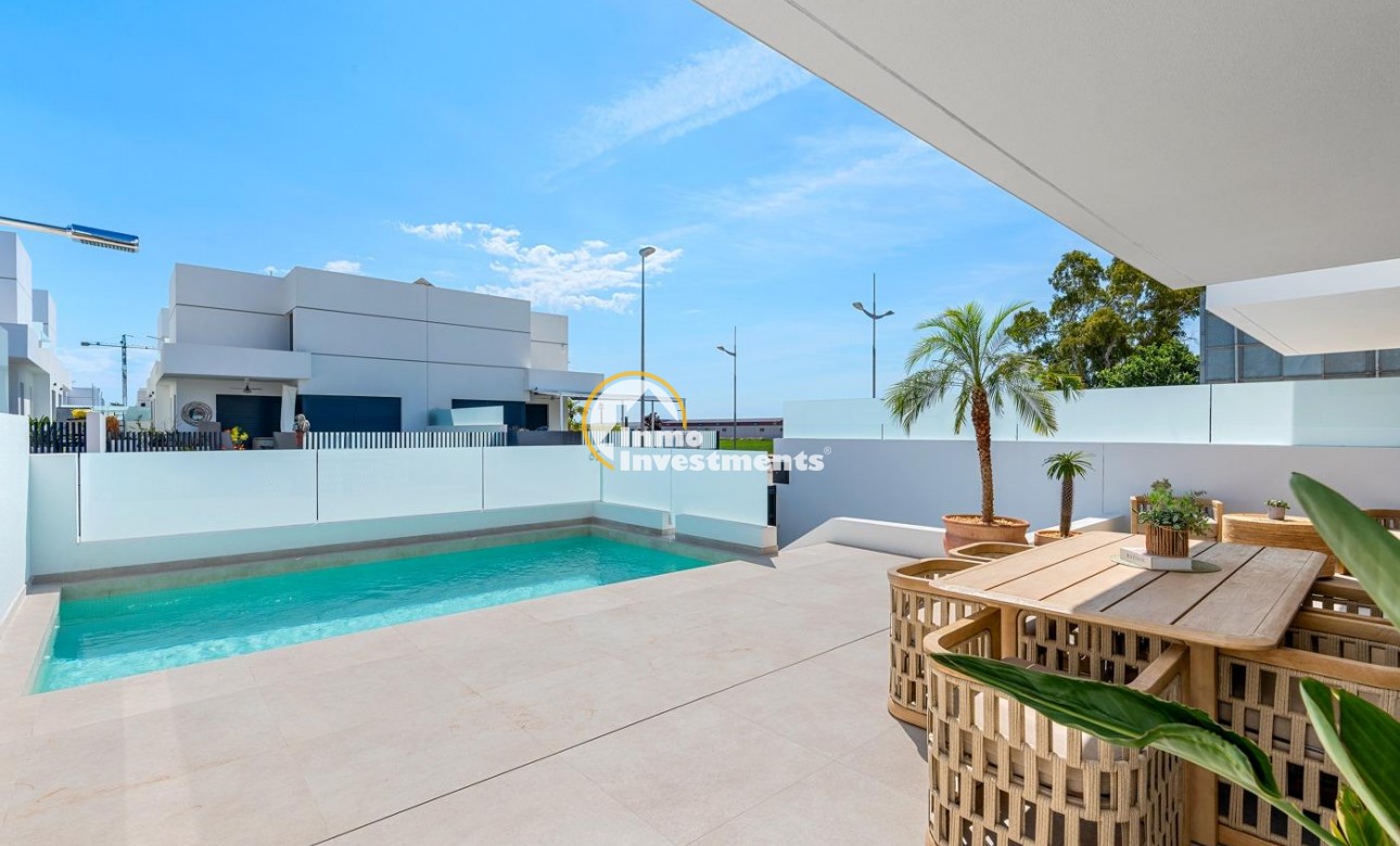 Obra nueva - Chalet independiente - Dolores - CENTRO