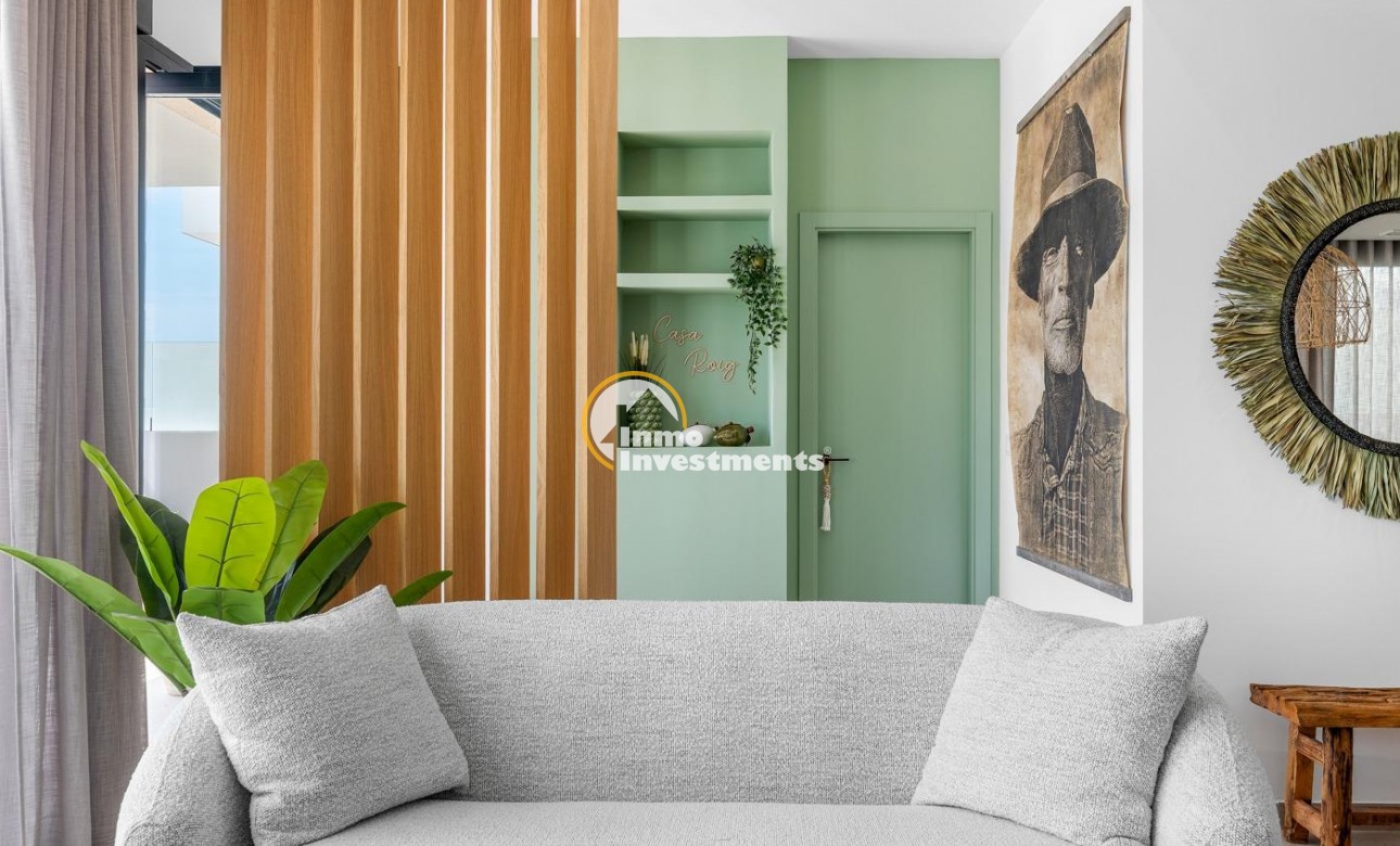 Obra nueva - Chalet independiente - Dolores - CENTRO