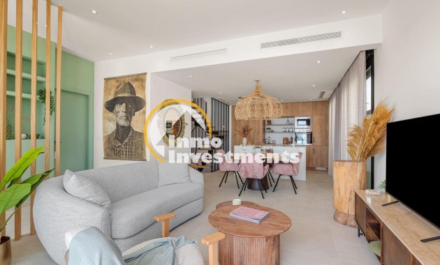 Obra nueva - Chalet independiente - Dolores - CENTRO