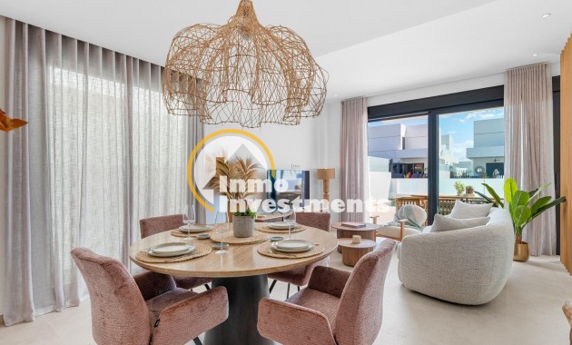 Obra nueva - Chalet independiente - Dolores - CENTRO